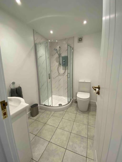 Larks Leaze Lodge, Steeple Ashton, Wiltshire Trowbridge Ngoại thất bức ảnh