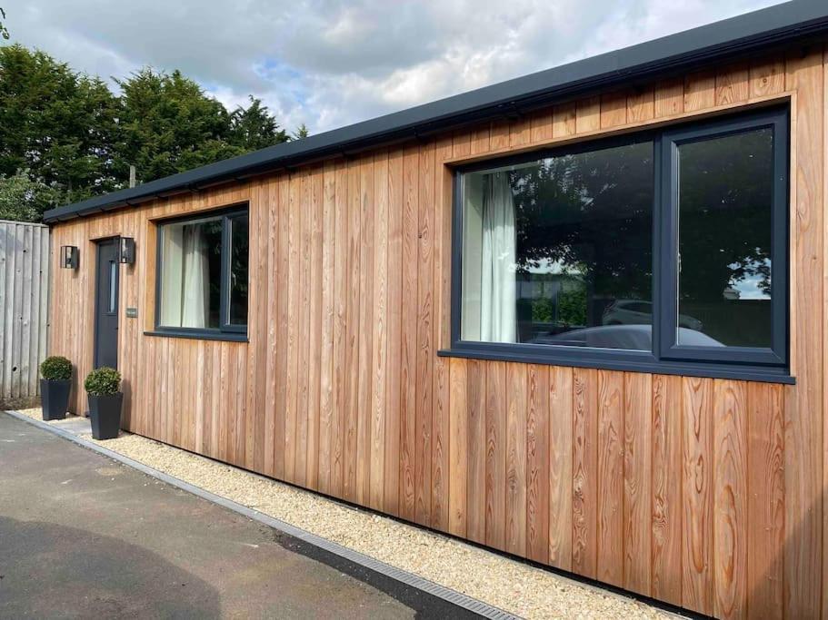 Larks Leaze Lodge, Steeple Ashton, Wiltshire Trowbridge Ngoại thất bức ảnh