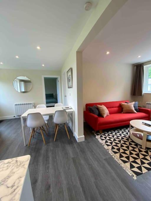 Larks Leaze Lodge, Steeple Ashton, Wiltshire Trowbridge Ngoại thất bức ảnh