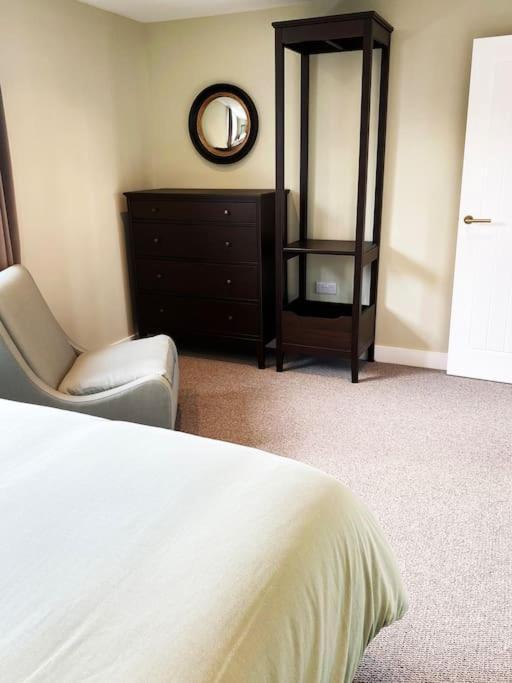 Larks Leaze Lodge, Steeple Ashton, Wiltshire Trowbridge Ngoại thất bức ảnh