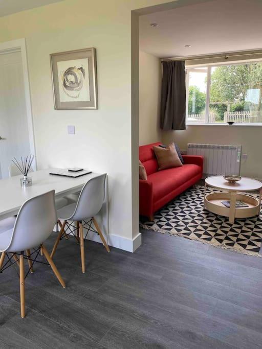 Larks Leaze Lodge, Steeple Ashton, Wiltshire Trowbridge Ngoại thất bức ảnh