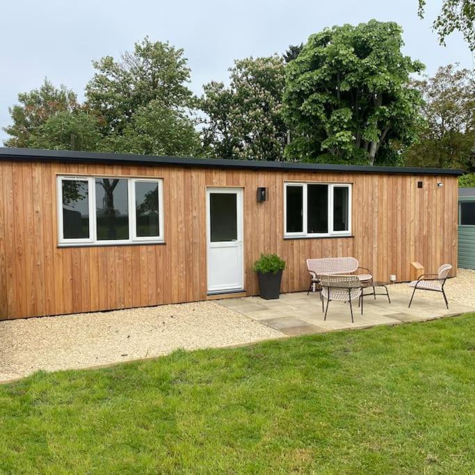Larks Leaze Lodge, Steeple Ashton, Wiltshire Trowbridge Ngoại thất bức ảnh